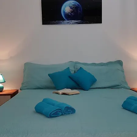 Seaside House Cove Parja, - 8892 Вис